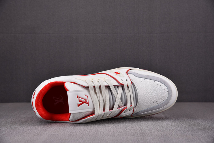 LV SNEAKER LV-000129