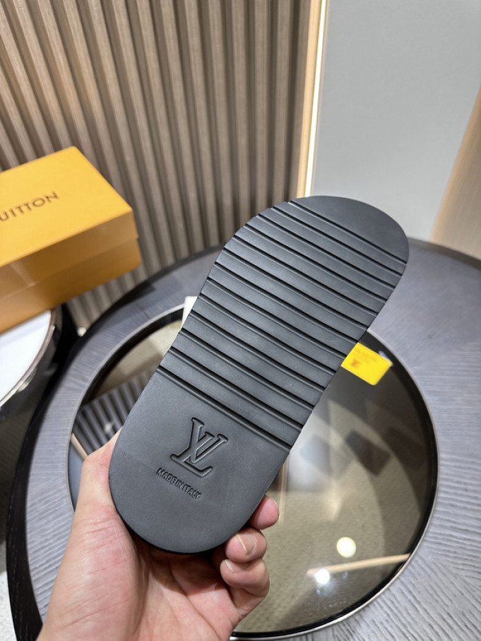 L&V SANDAL140