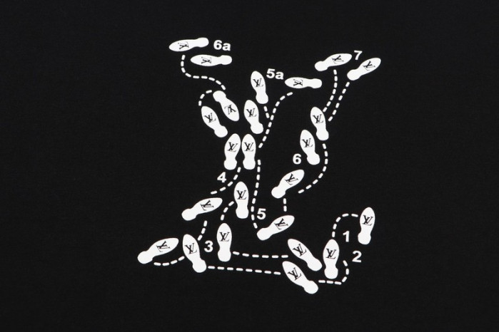 LV CLOTHES V00041