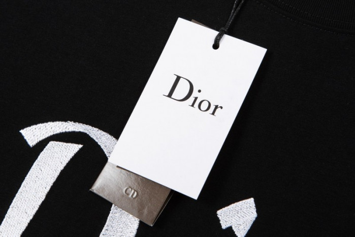 D1OR CLOTHES DC18