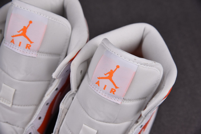 Air Jordan 1 Mid SE
