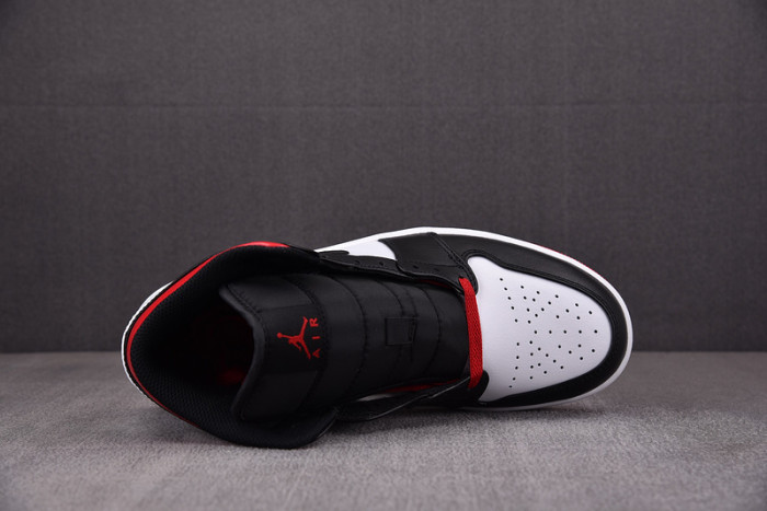 Jordan 1 Mid Gym Red Black Toe DQ8426-106