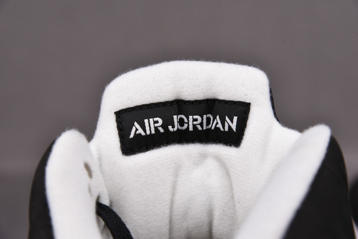 AIR JORDAN 5 RETRO