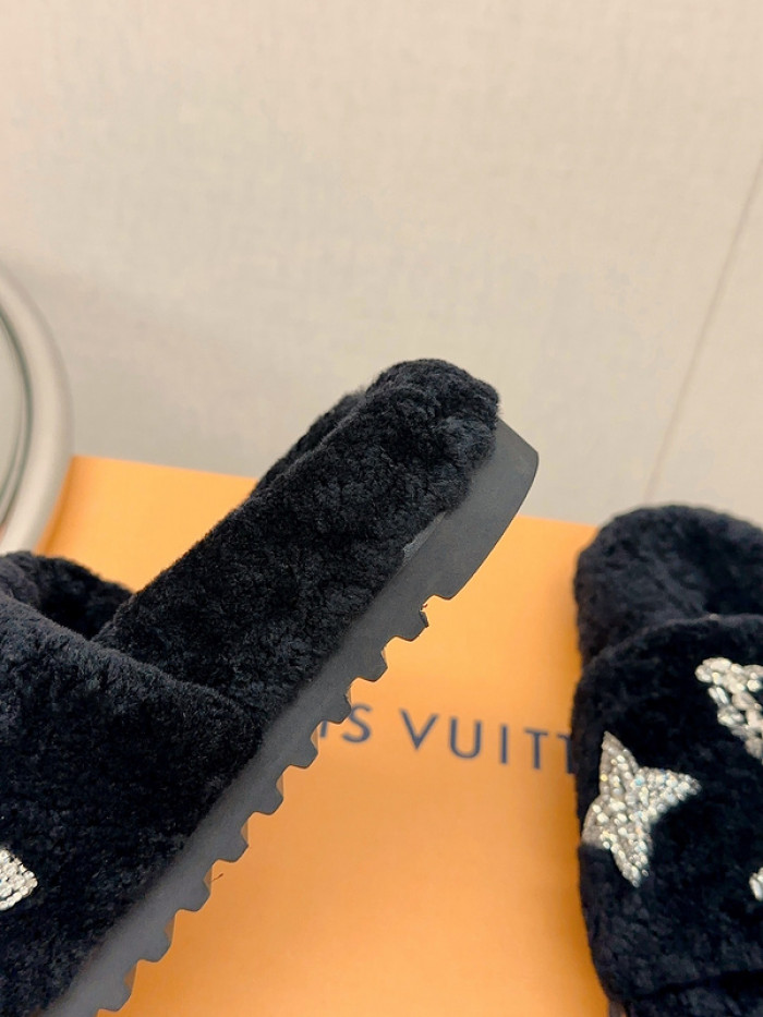 L&V SANDAL149