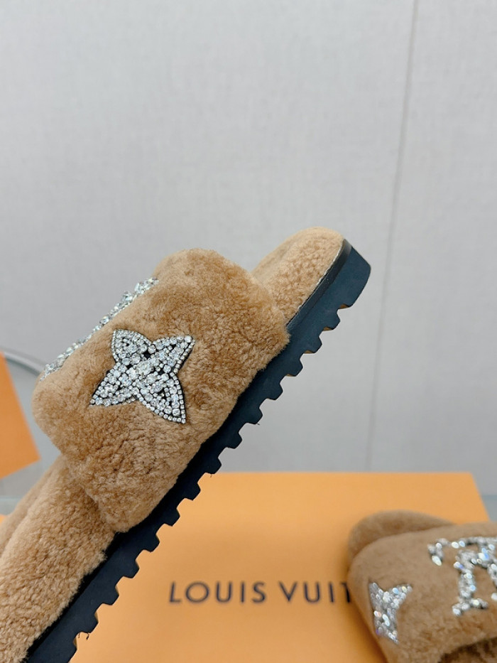 L&V SANDAL152