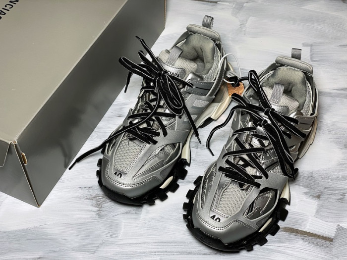 TRACK SNEAKER TS135
