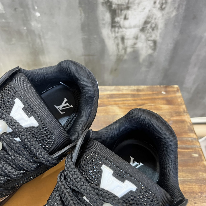 TRAINER MAXI TM068