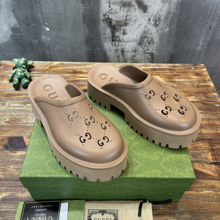 Gucc* Sandal 142