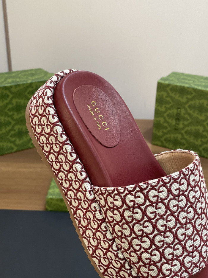 Gucc* Sandal 178