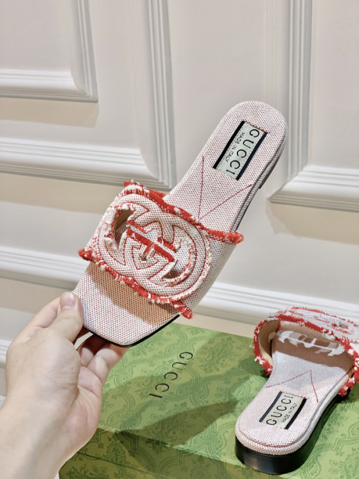 Gucc* Sandal 205