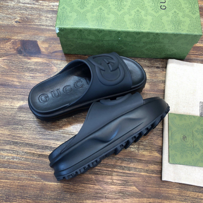 Gucc* Sandal 139