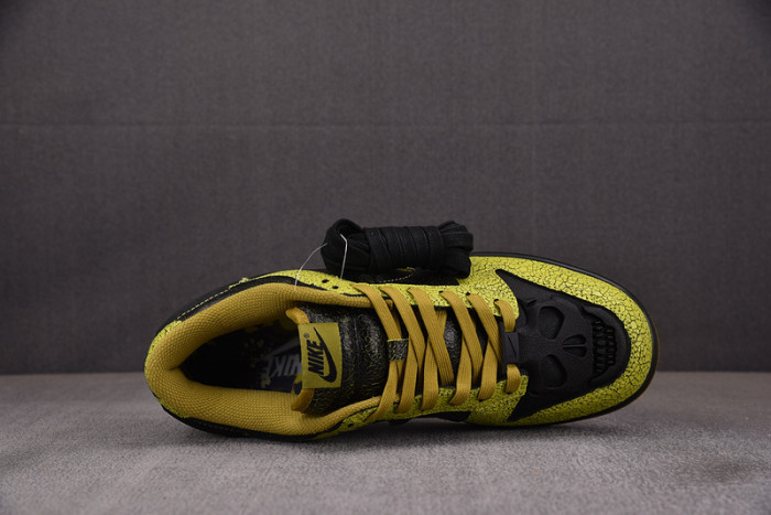 Nike Dunk Low "Halloween Skull" HV6103-300