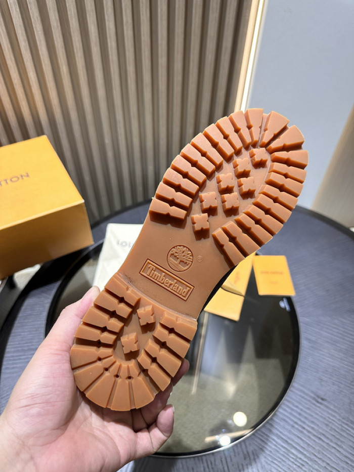 LV BOOTS L000017