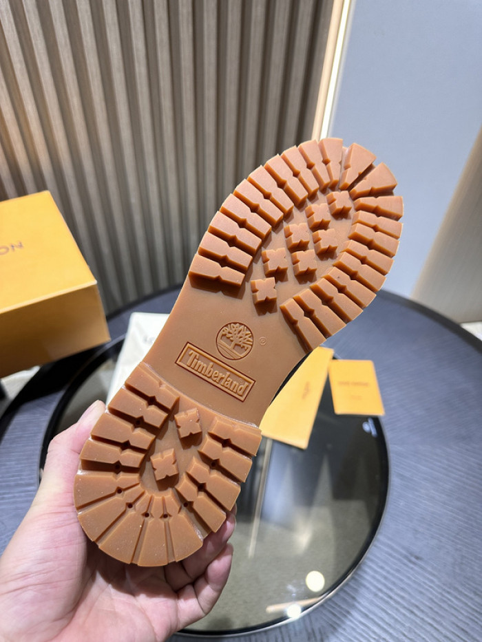 LV BOOTS L000019