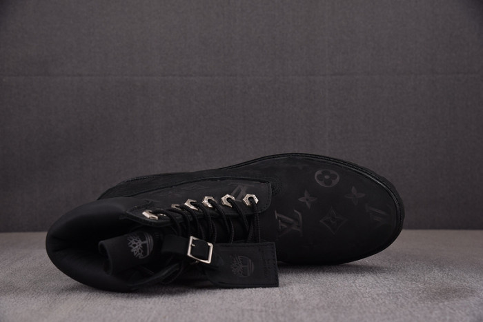 LV BOOTS L000044