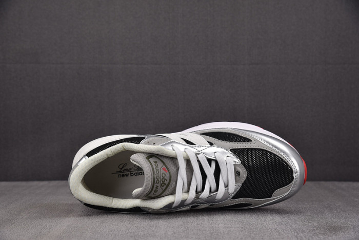 New Balance 530 