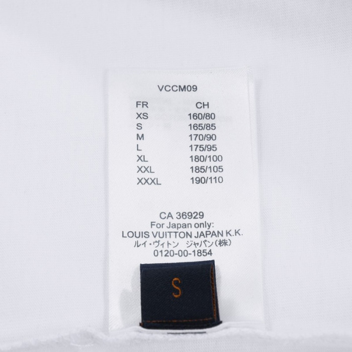 LV CLOTHES V00012