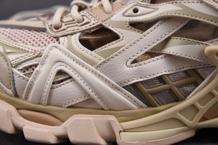 TRACK SNEAKER TS061