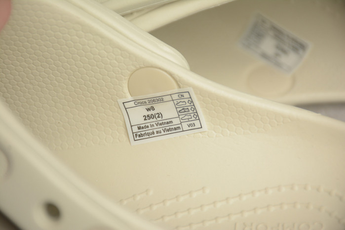 CROCS X SALEHE BEMBURY C00022