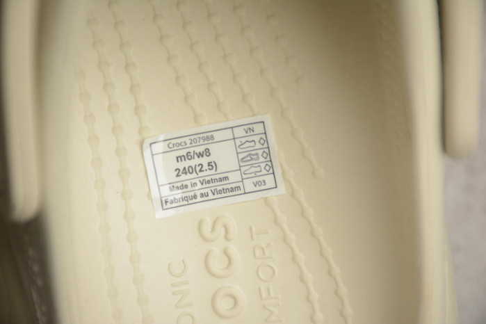 CROCS X SALEHE BEMBURY C00025