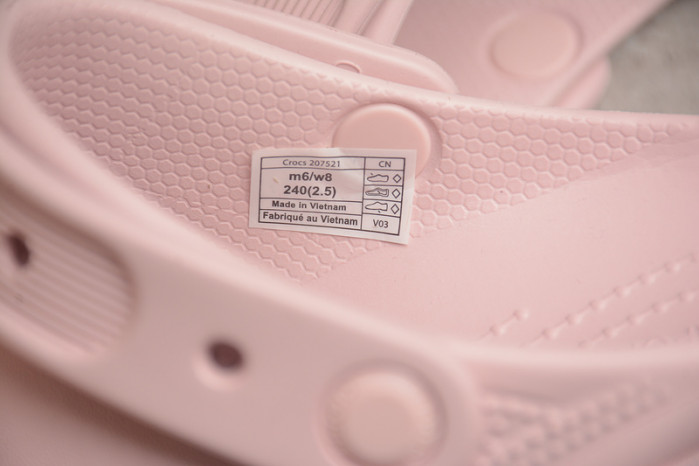 CROCS SCANDAL C00028