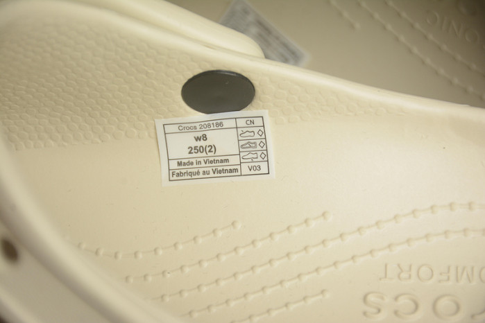 CROCS SCANDAL C00040