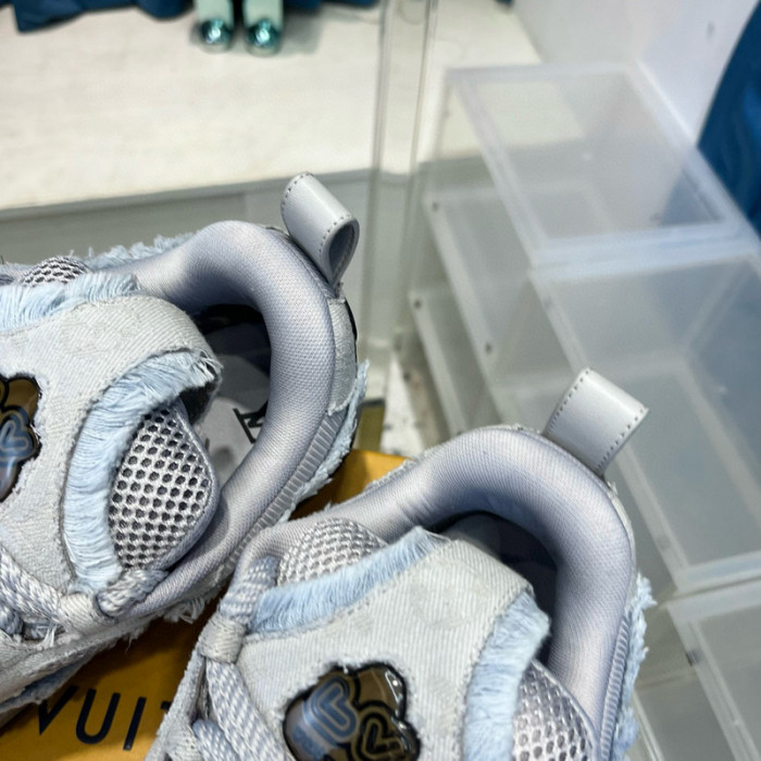 SKATE SNEAKER SS058