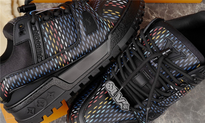 TRAINER MAXI TM017