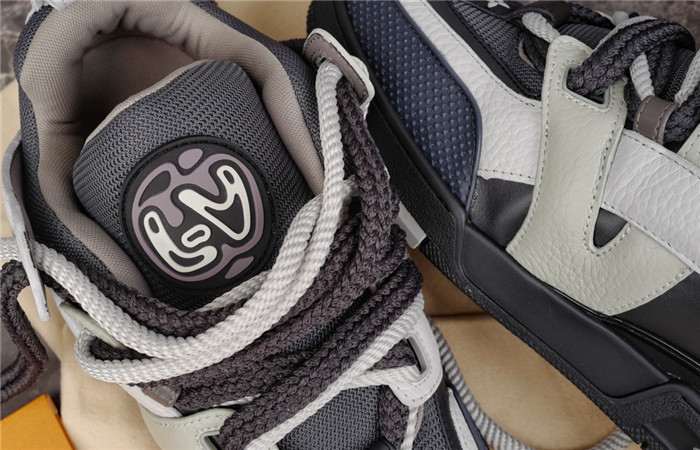 SKATE SNEAKER SS026