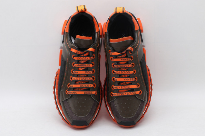 DG SNEAKER DG-10009