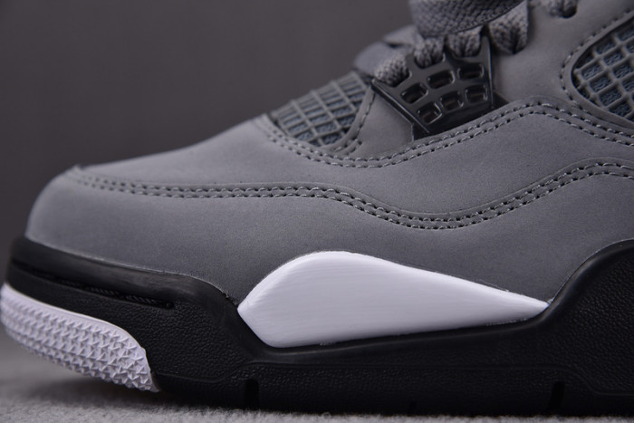 Air Jordan 4