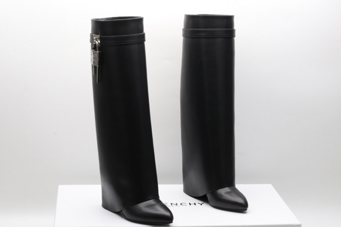 GIVENCHY BOOST GB 000002