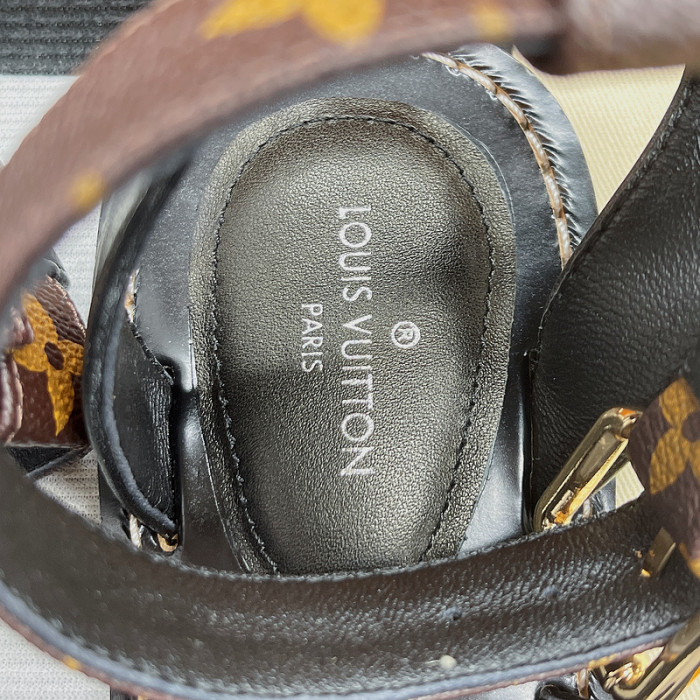 L&V sandal20