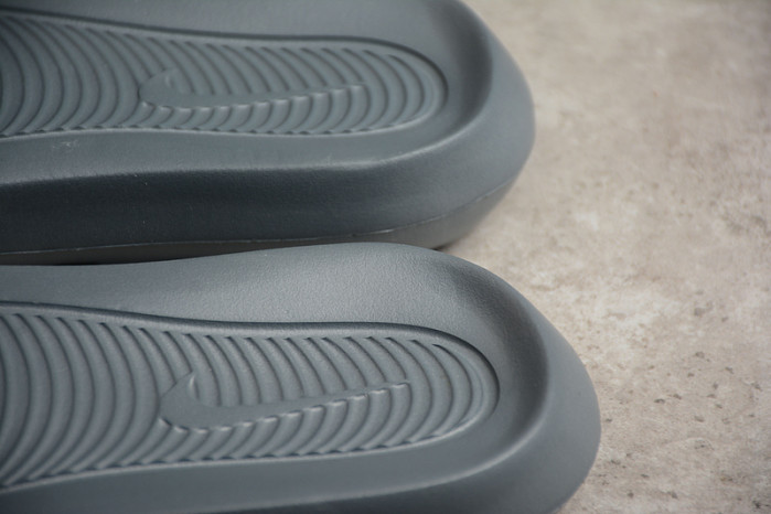 NIKE SANDALS N-005