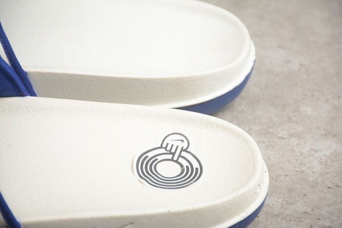 NIKE SANDALS N-011