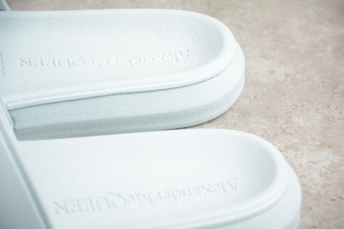 Balenciag* Sandal26