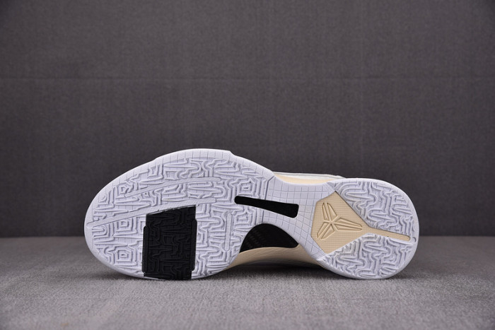 NIKE KOBE 5 PROTRO UNDEFEATED WHAT IF WHITE DB4796-100