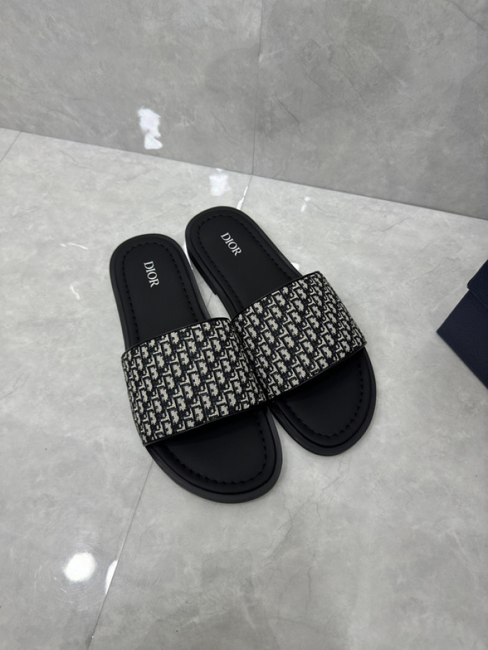 DIO*R SANDALS H00037