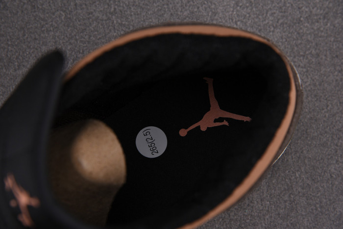 AIR JORDAN 1 MID SE