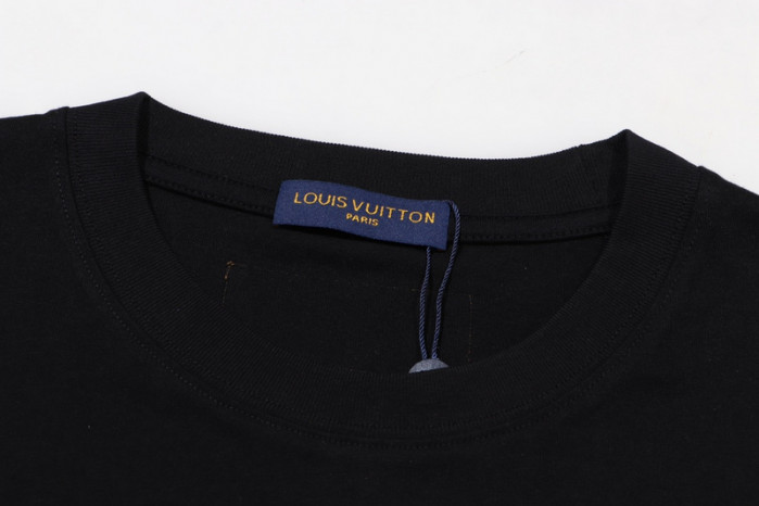 LV CLOTHES V00059