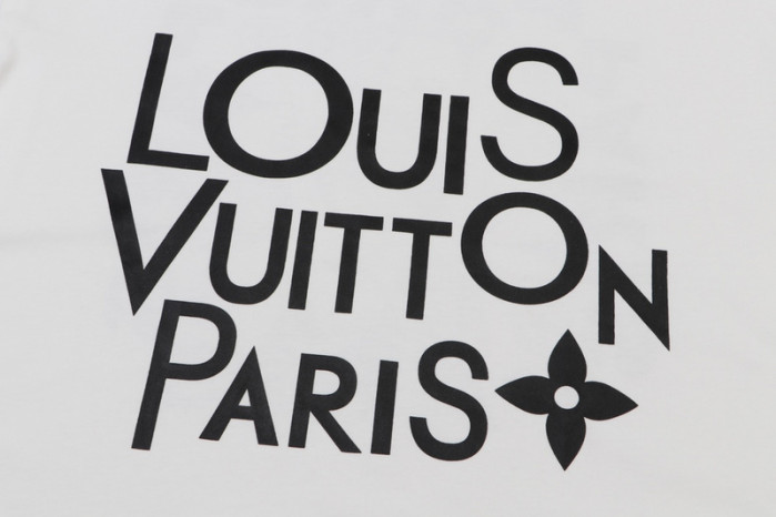 LV CLOTHES V00075