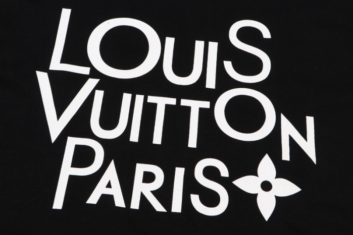 LV CLOTHES V00076