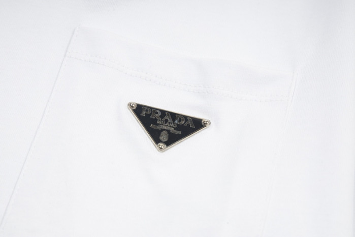 Prad* CLOTHES PRA12