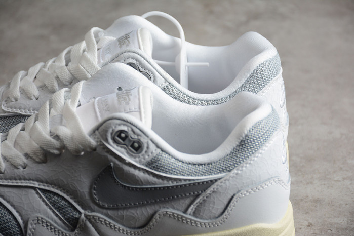 NIKE PATTA X AIR MAX 1