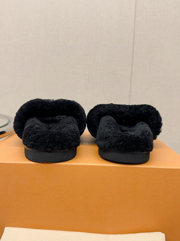 L&V SANDAL149