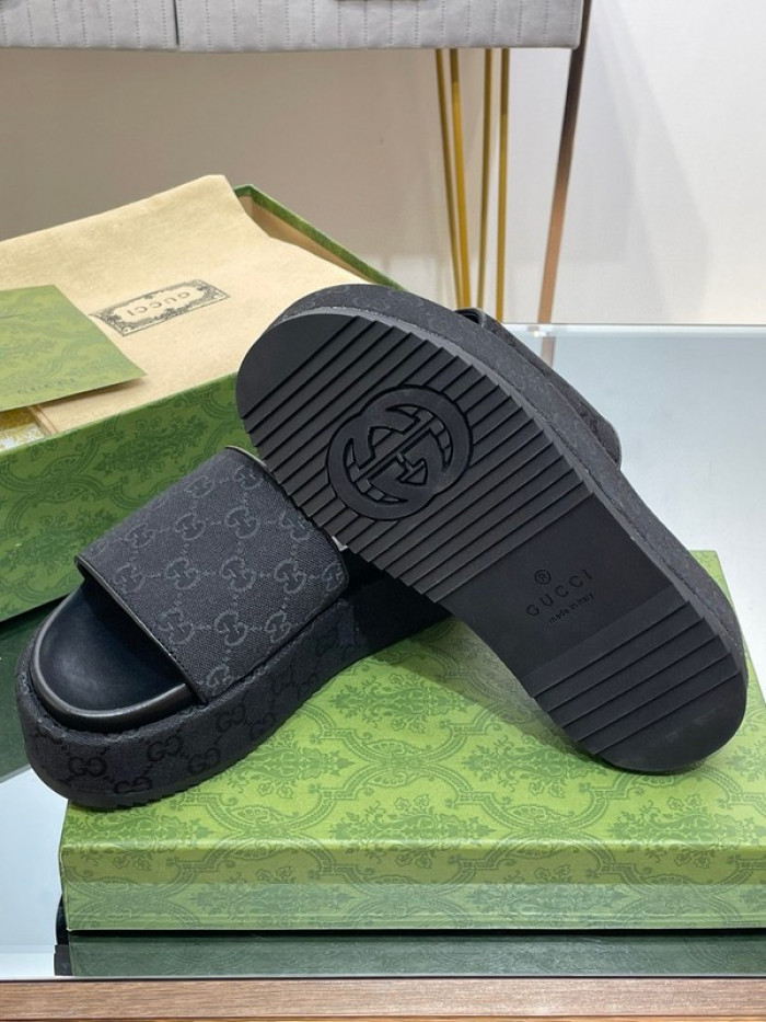 Gucc* Sandal 166