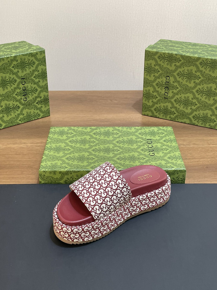 Gucc* Sandal 178