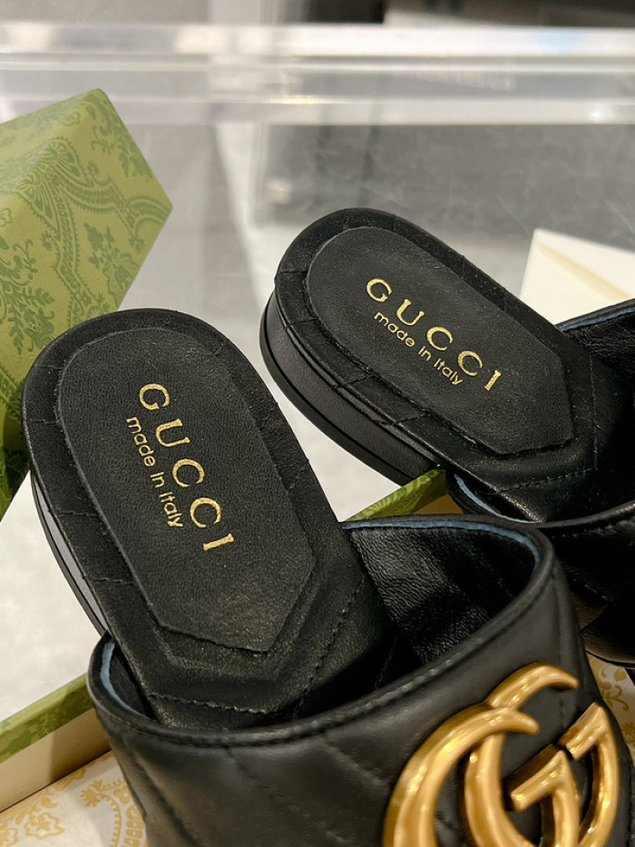 Gucc* Sandal 186