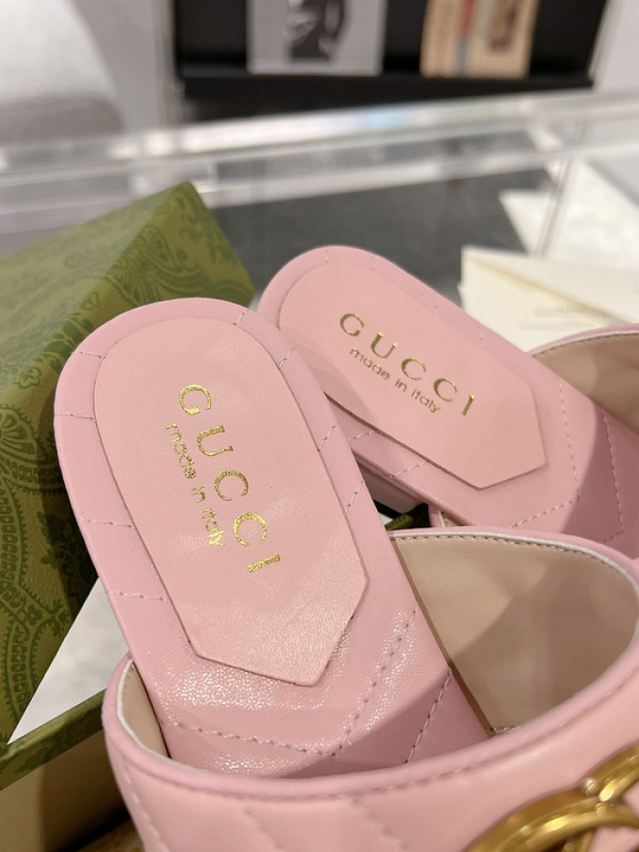 Gucc* Sandal 187