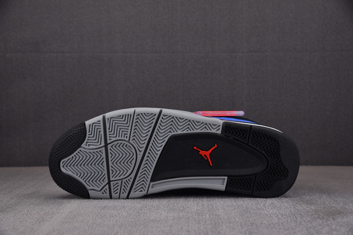 AIR JORDAN 4